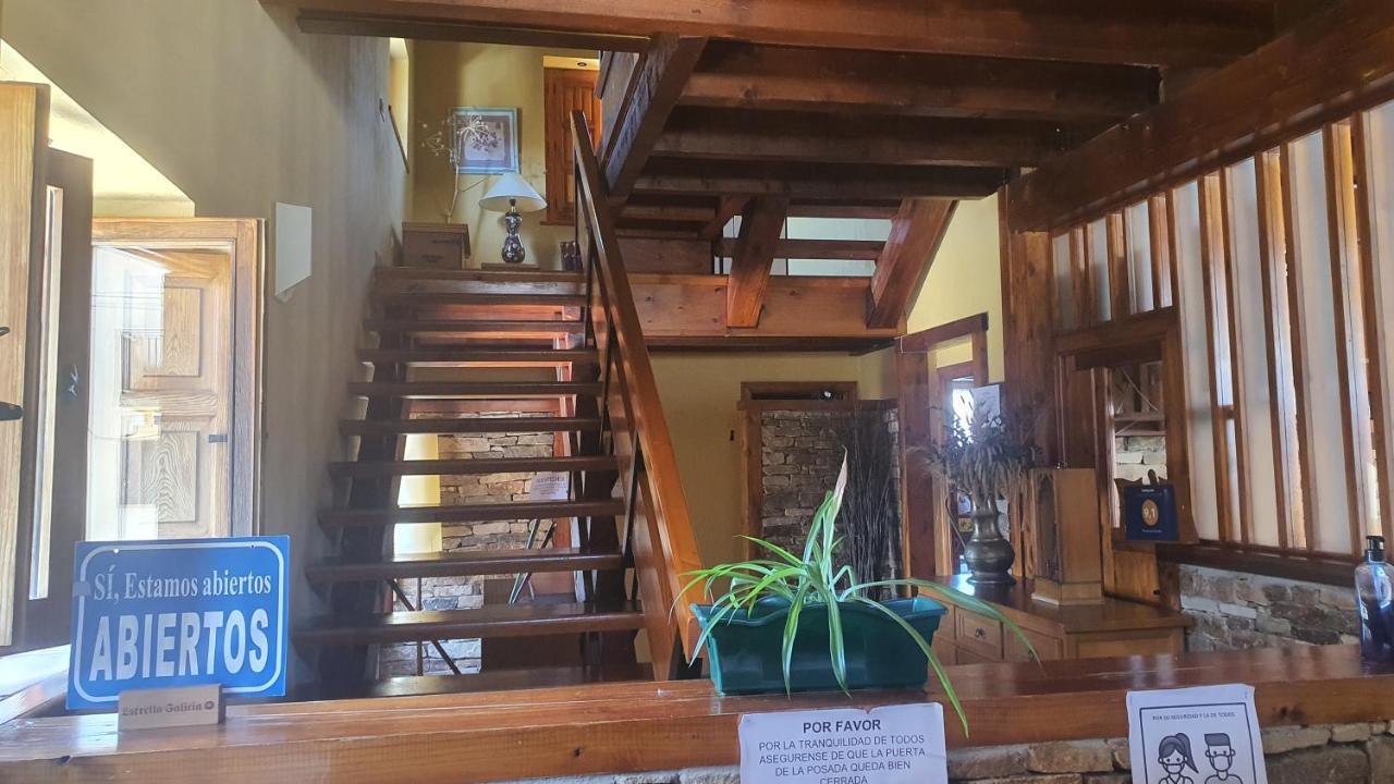 Posada De Serrada Serrada de la Fuente Екстер'єр фото